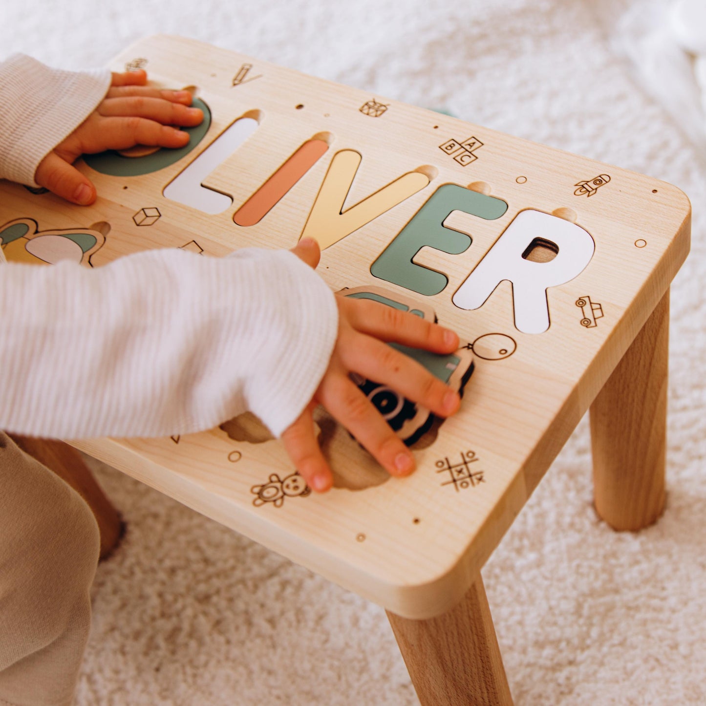 Children's Personalized Step Stool with Puzzle Piece Design Name Bench Kids Stool Baby Shower Gift 1st Birthday Engraved Birthday Present
