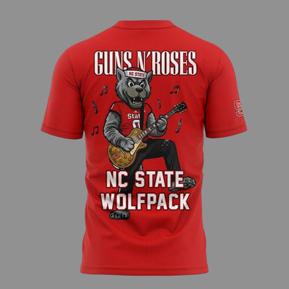 Exclusive Shirt Guns N' Roses x NC State Football - World Tour 2026 T-Shirt | UT19